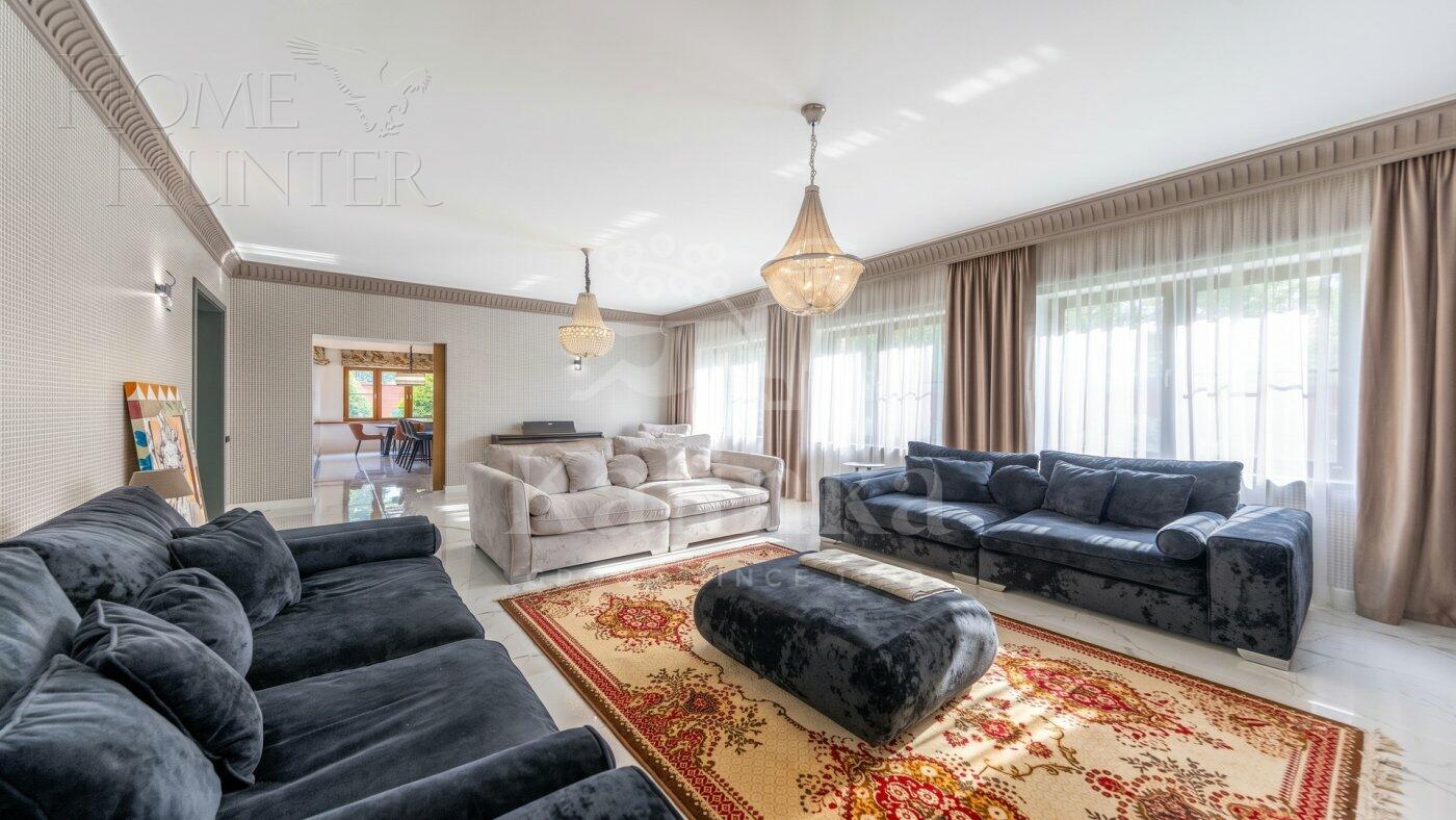КОТТЕДЖ 1 099 м² с отделкой