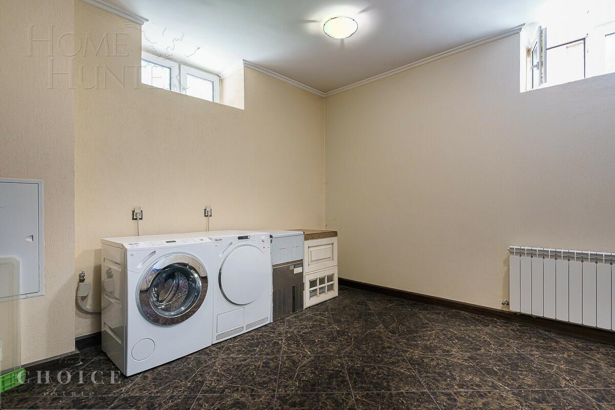 КОТТЕДЖ 1 200 м² с отделкой