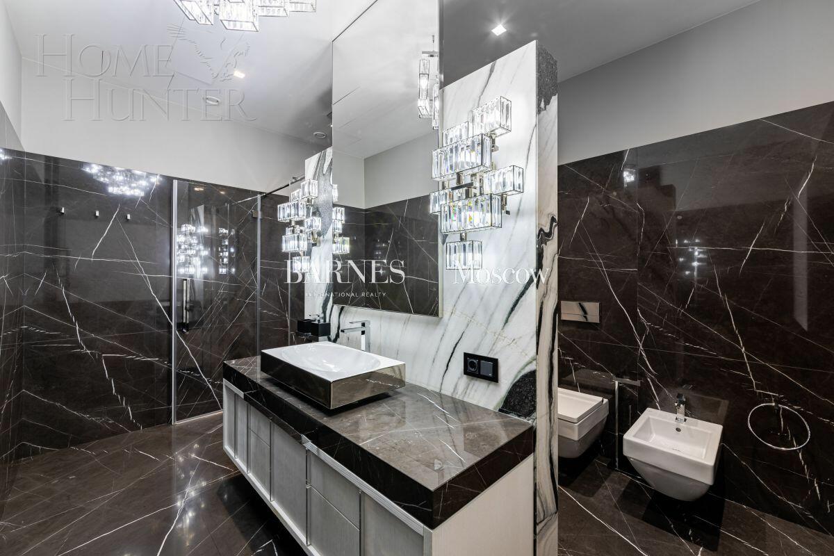 4-КОМН. КВАРТИРА С ОТДЕЛКОЙ 238 М² НА 2 ЭТАЖЕ