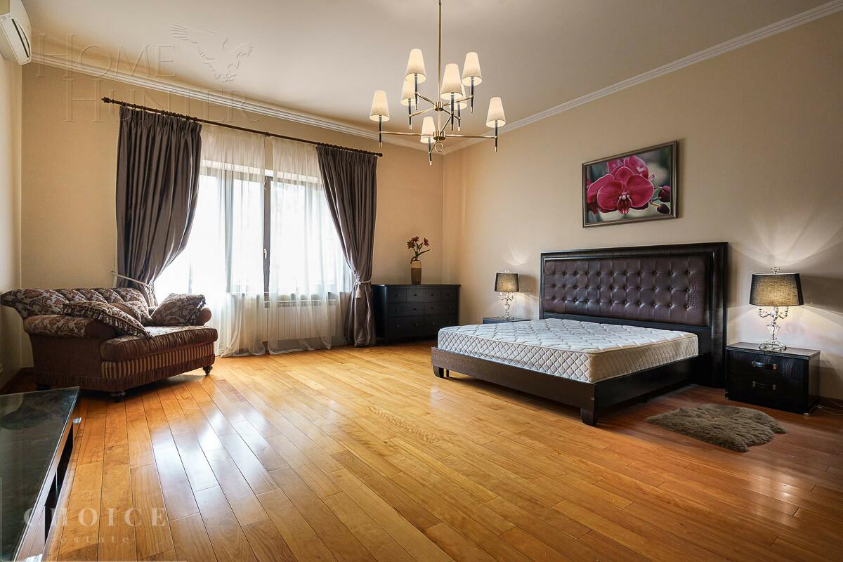 КОТТЕДЖ 1 200 м² с отделкой