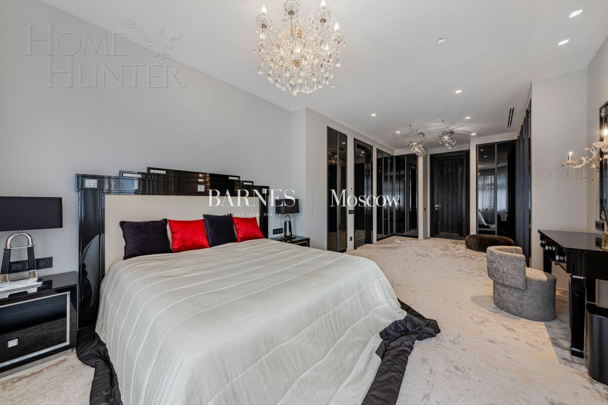 4-КОМН. КВАРТИРА С ОТДЕЛКОЙ 238 М² НА 2 ЭТАЖЕ