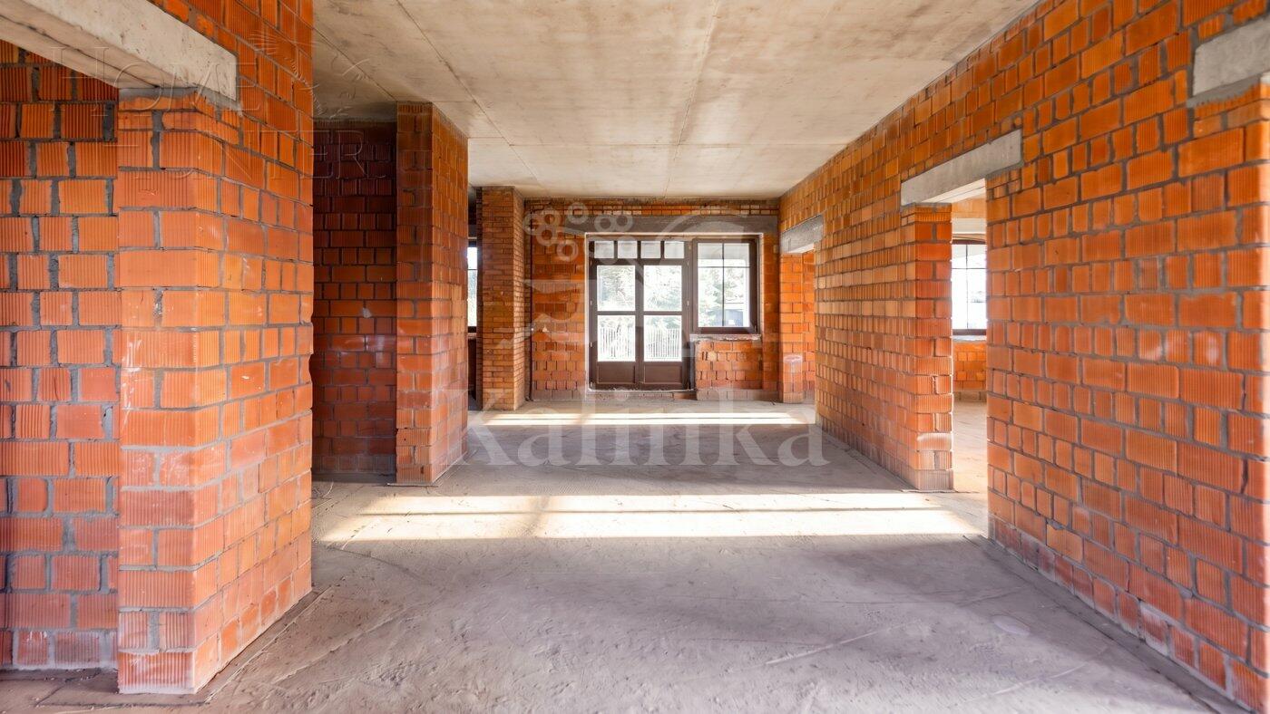 2-этажный коттедж 429 м² без отделки