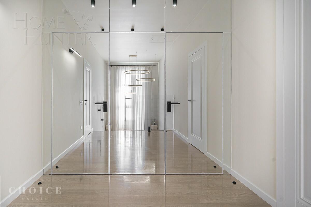2-этажный коттедж 240 м² с отделкой