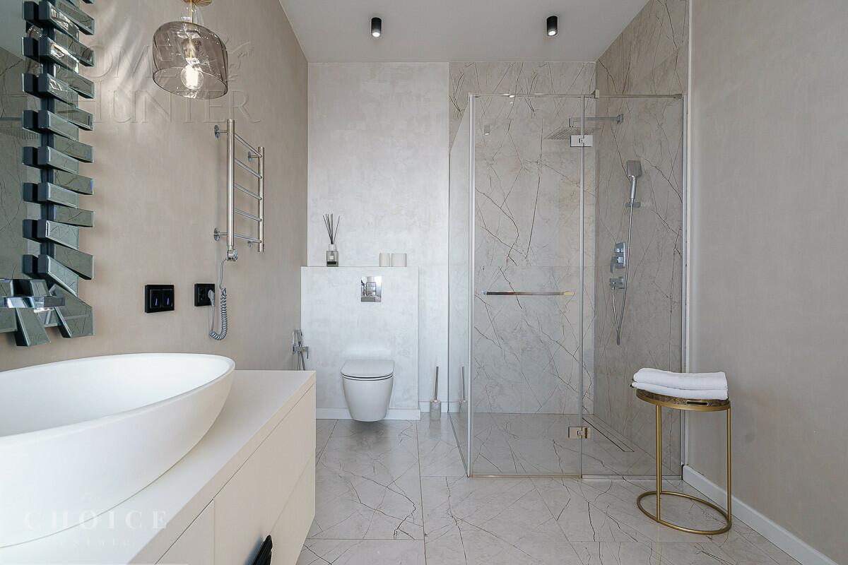 2-этажный коттедж 240 м² с отделкой