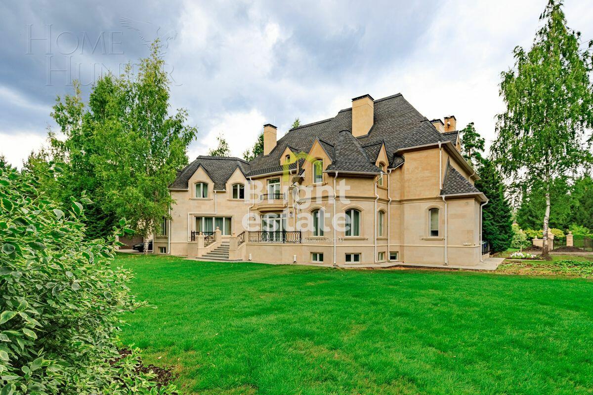 2-этажный коттедж 1 350 м² с отделкой