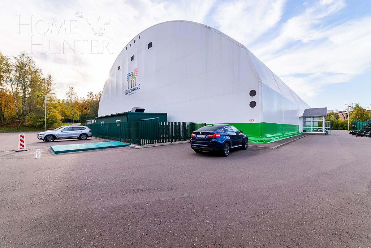 КОТТЕДЖ 364.5 м² с отделкой
