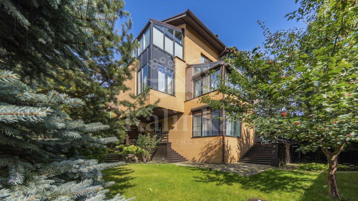 ТАУНХАУС 500 м² с отделкой