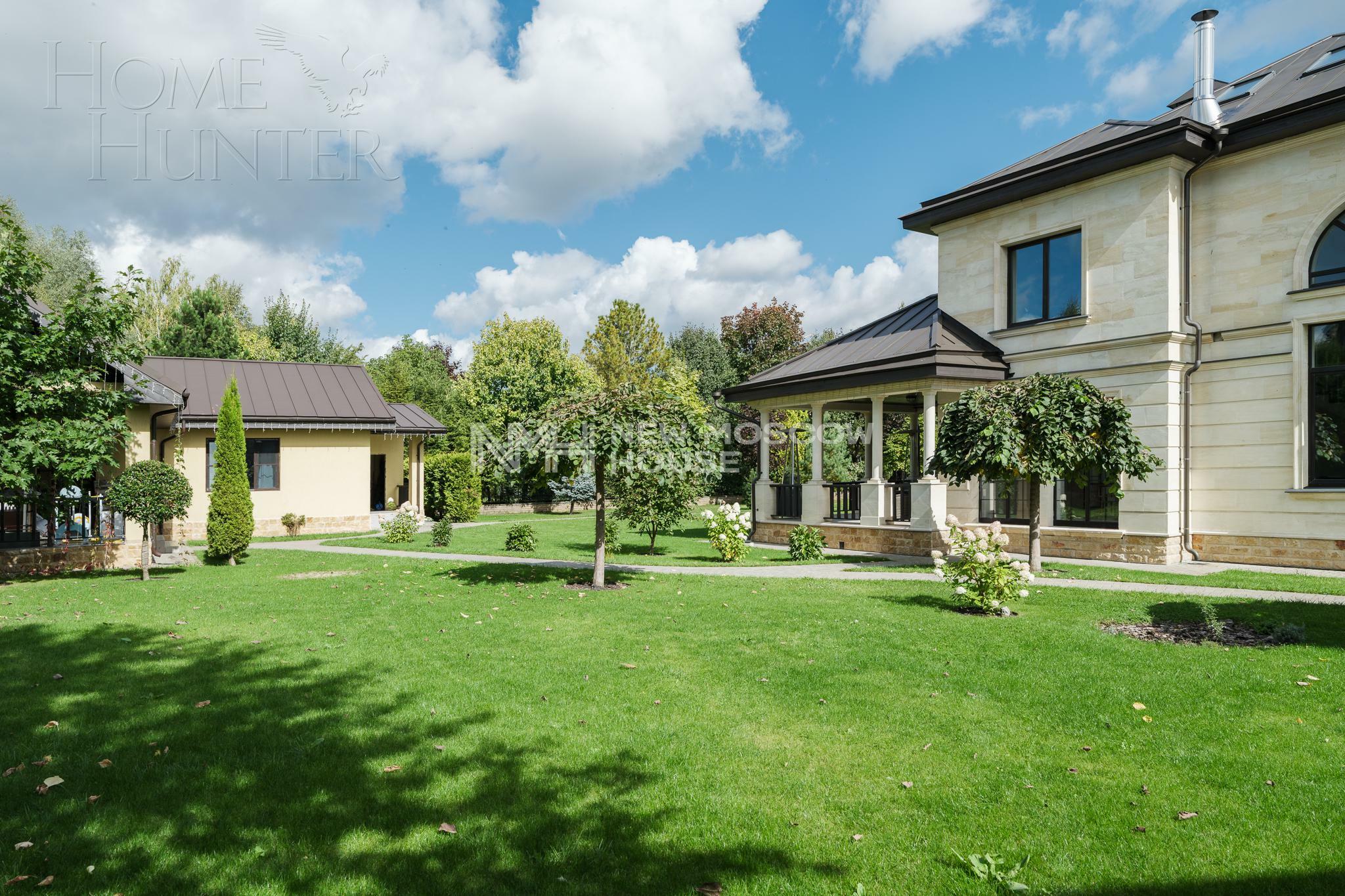 3-этажный коттедж 670.5 м² с отделкой