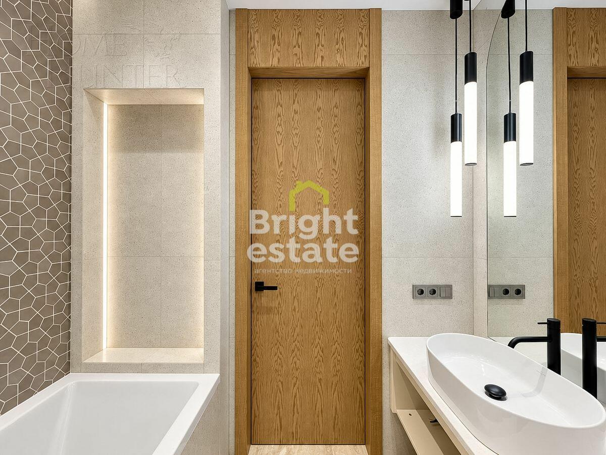 2-этажный коттедж 384 м² с отделкой