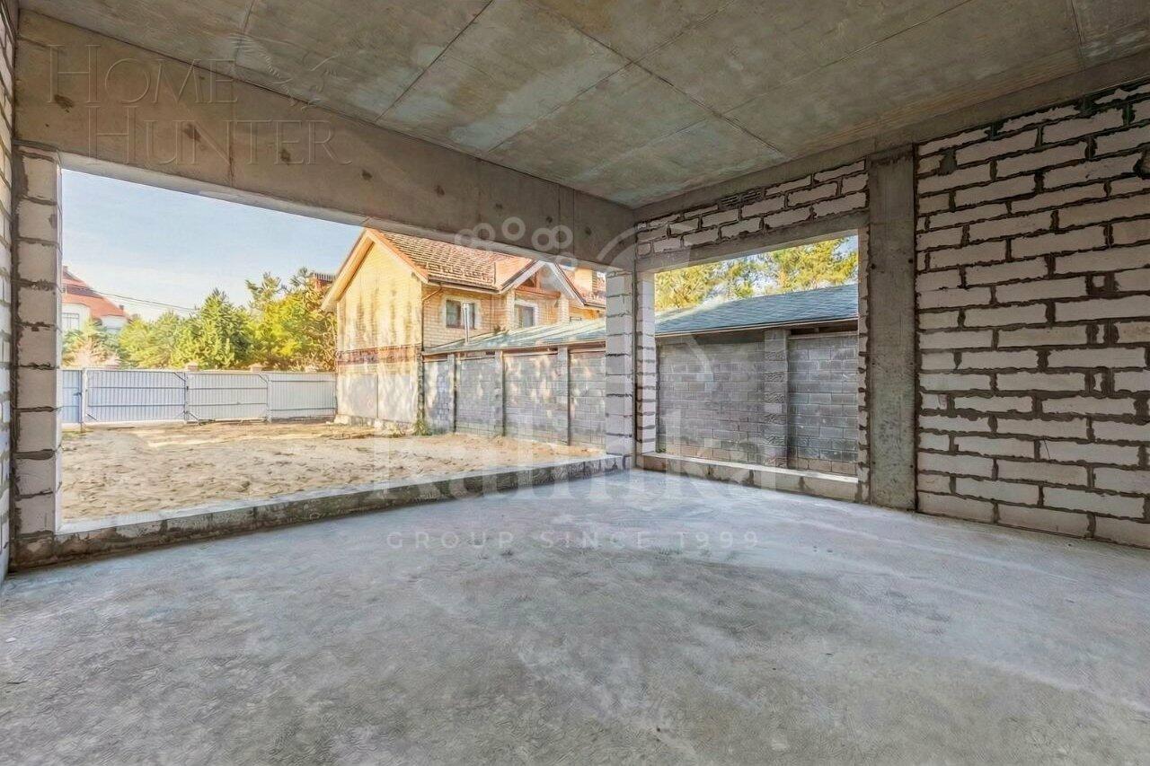 2-этажный коттедж 306 м² без отделки