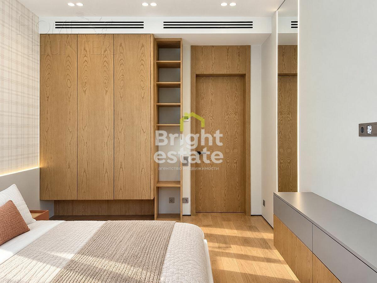 2-этажный коттедж 384 м² с отделкой