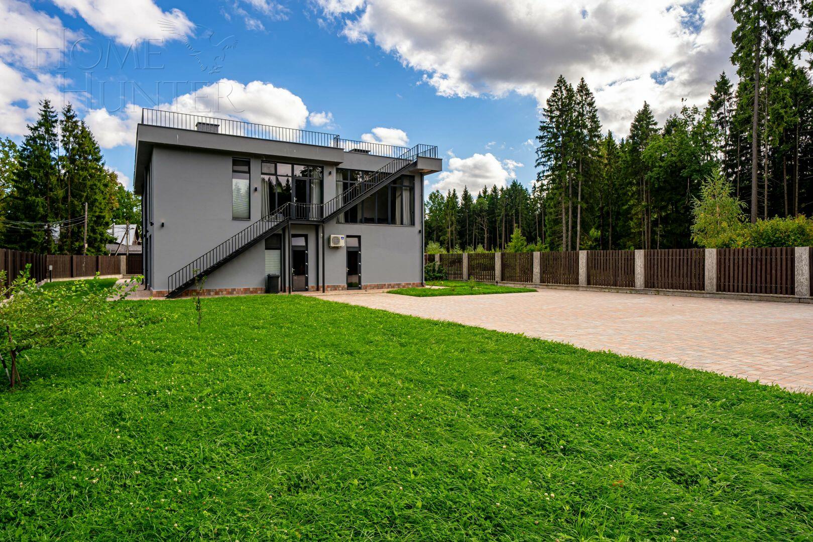 2-этажный коттедж 545 м² с отделкой