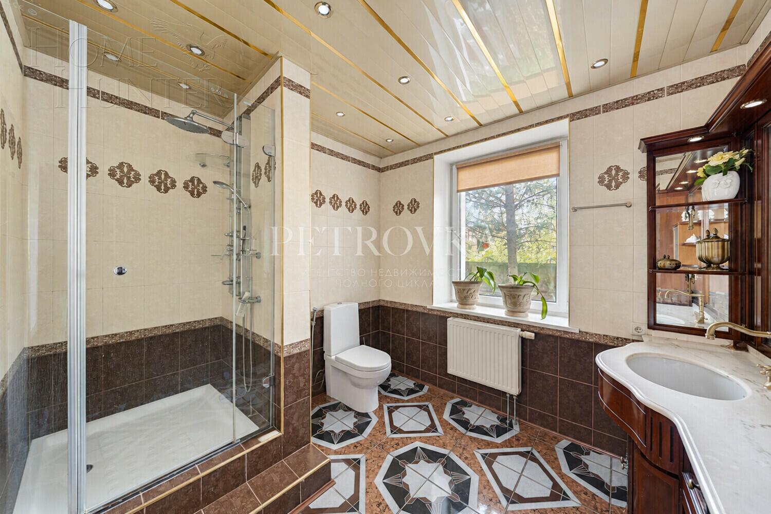 1-этажный коттедж 490.2 м² с отделкой