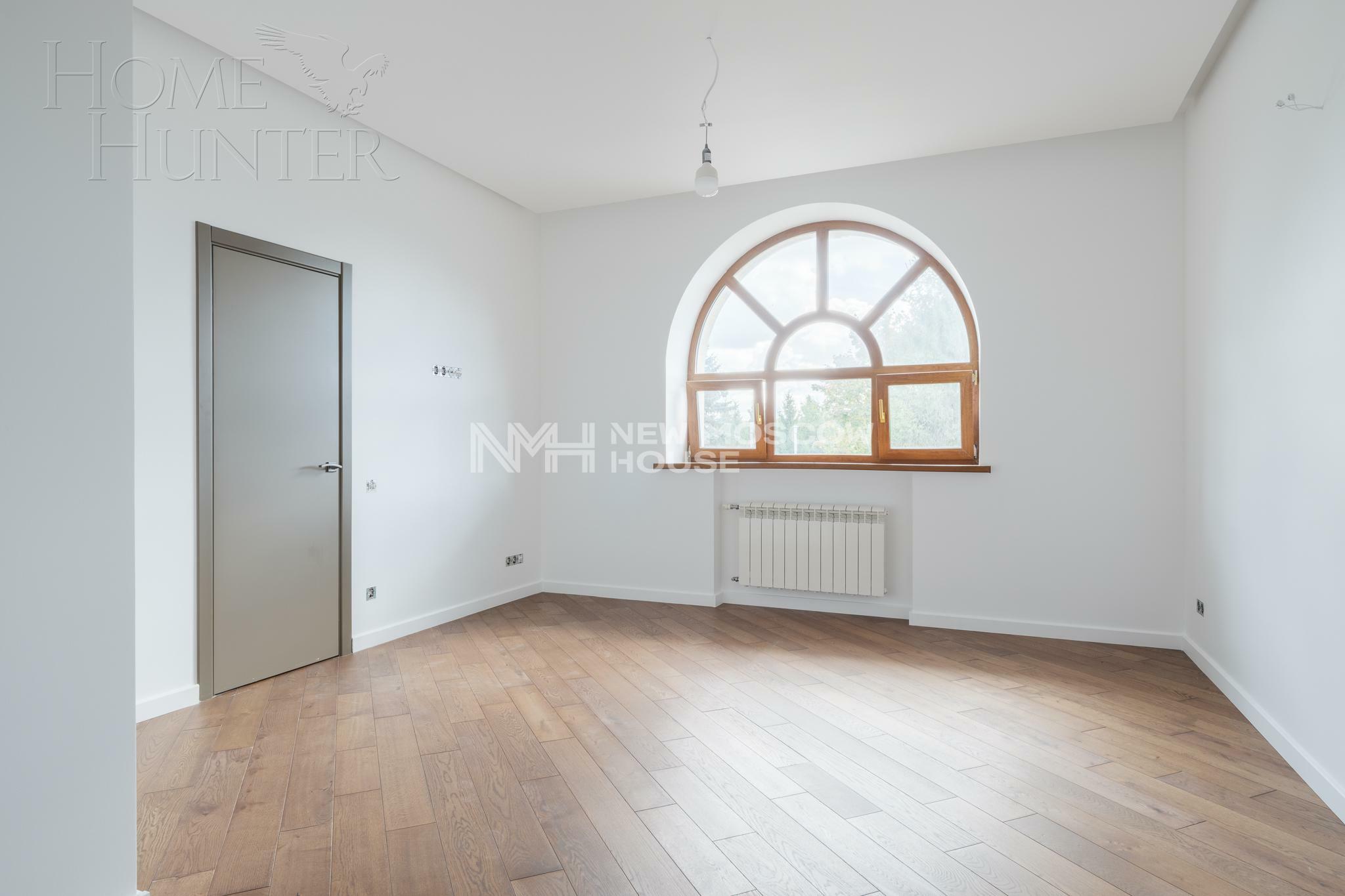 3-этажный коттедж 670.5 м² с отделкой