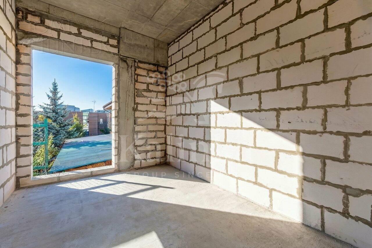 2-этажный коттедж 306 м² без отделки