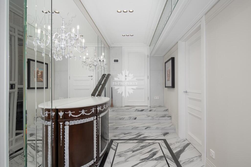 2-УРОВНЕВАЯ КВАРТИРА С ОТДЕЛКОЙ 250 М² НА 3 ЭТАЖЕ
