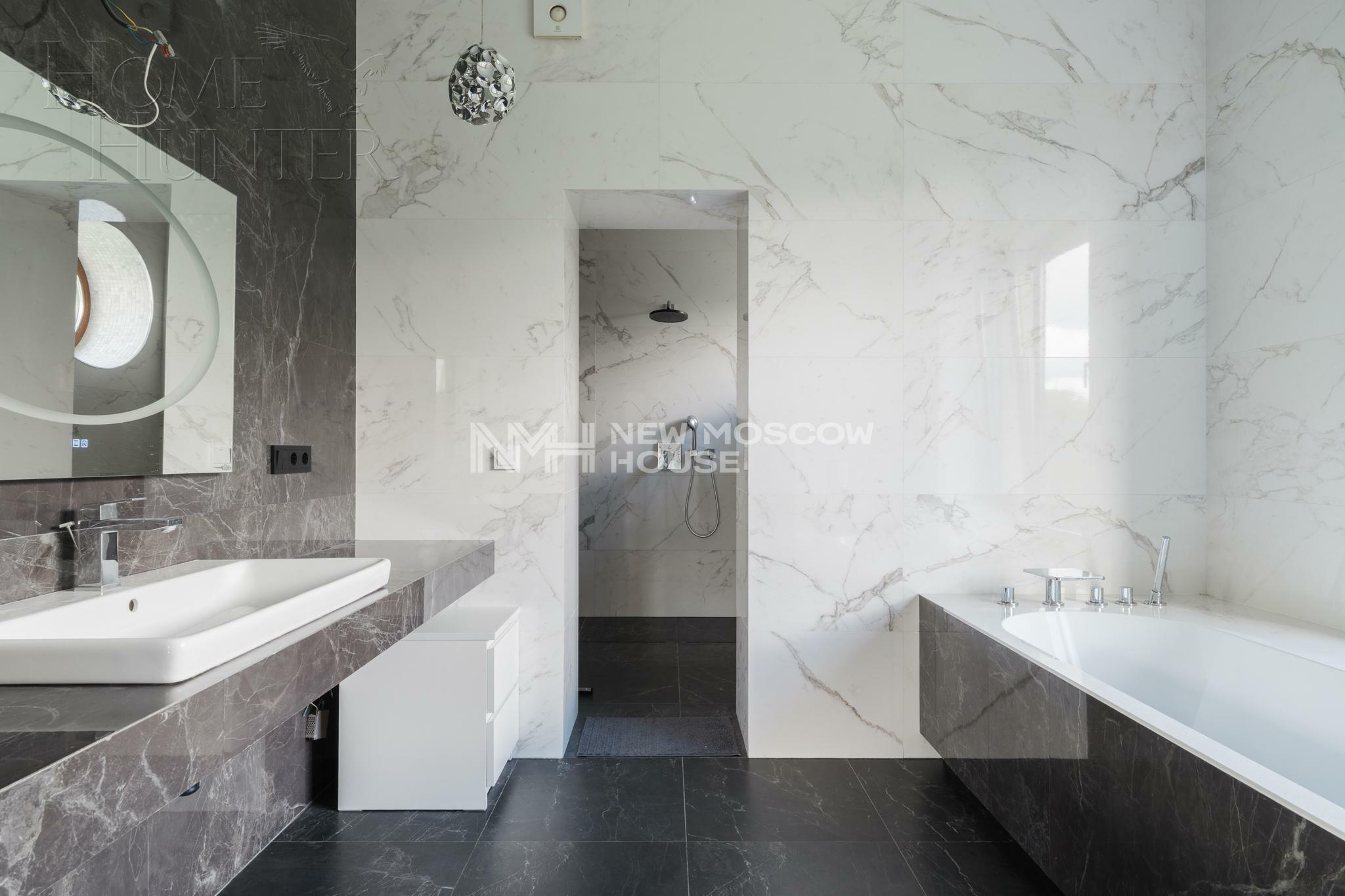 3-этажный коттедж 670.5 м² с отделкой
