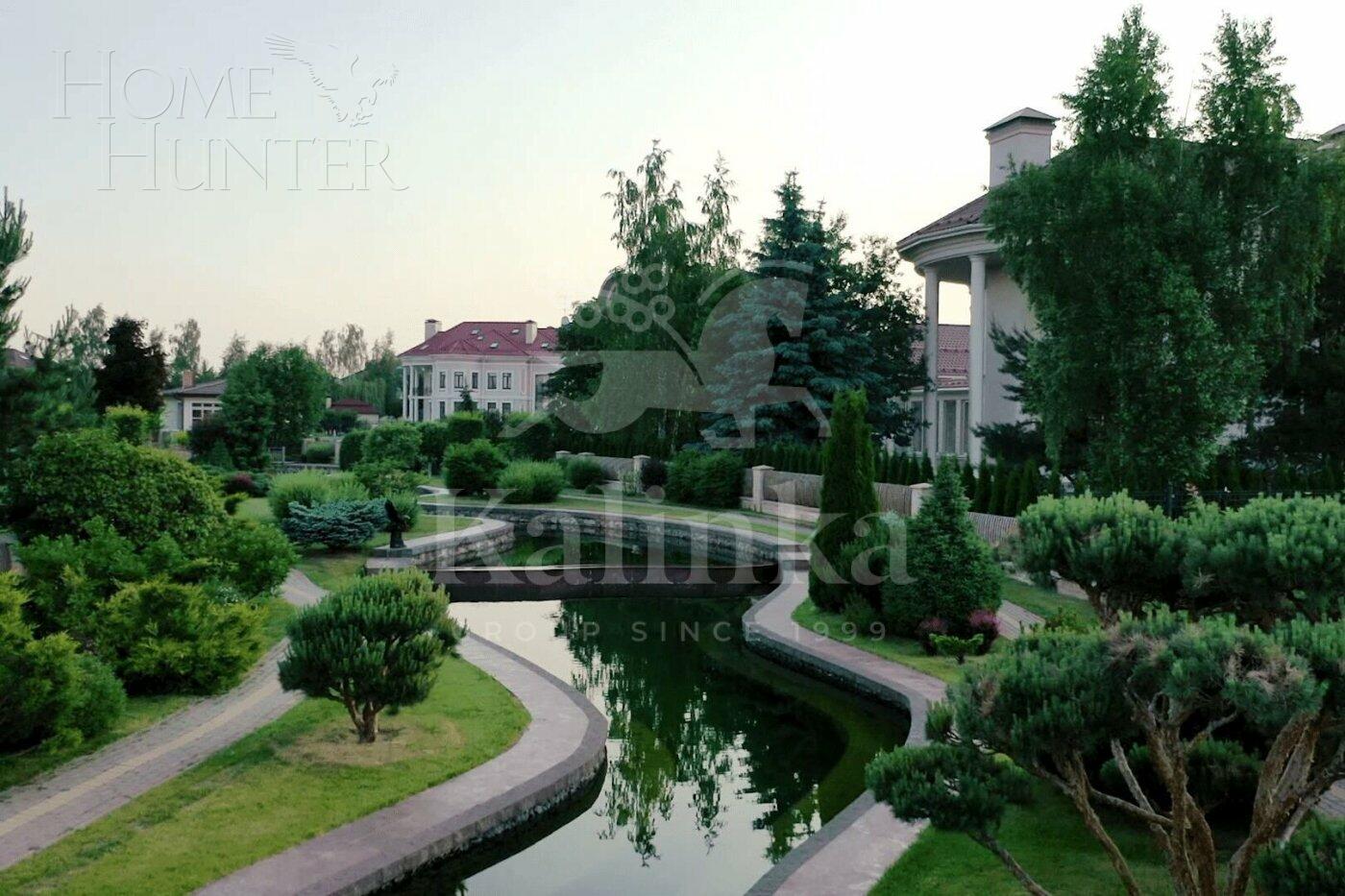 2-этажный коттедж 526 м² без отделки