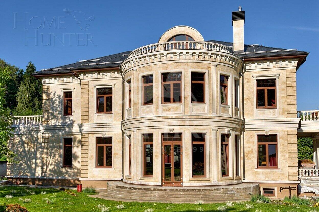 2-этажный коттедж 1 150 м² без отделки