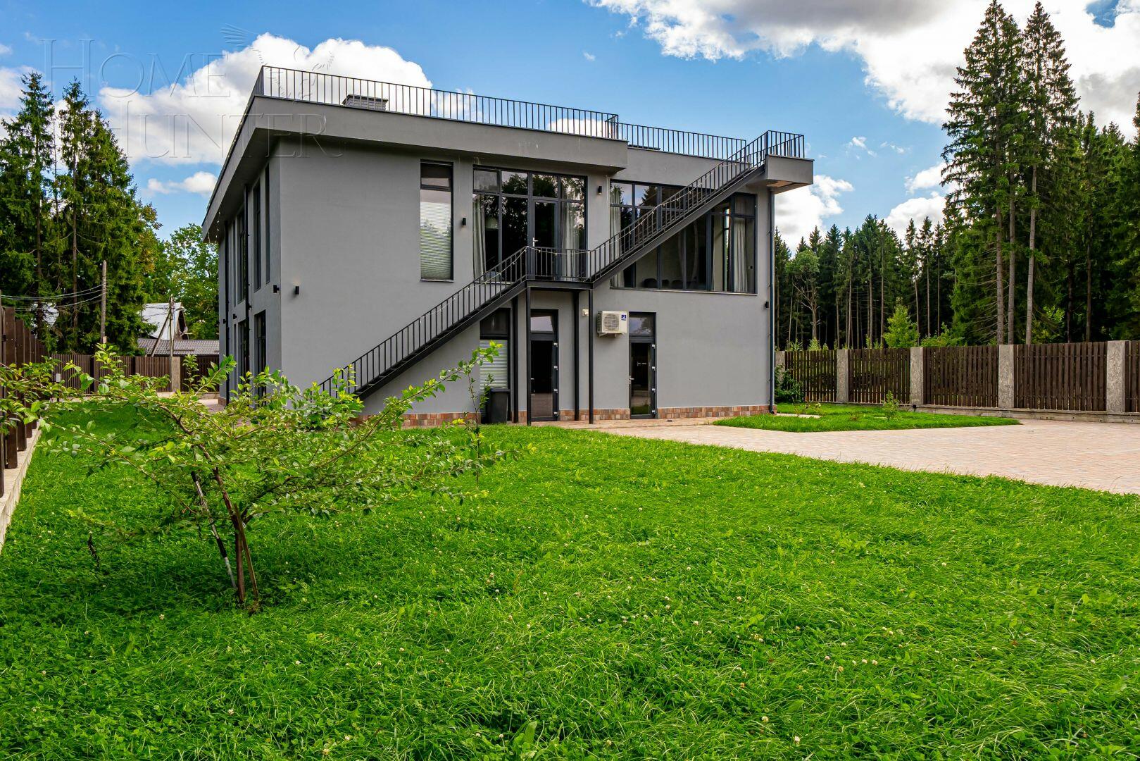 2-этажный коттедж 545 м² с отделкой