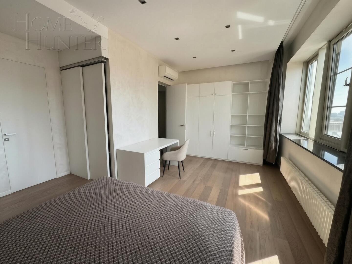2-УРОВНЕВЫЕ АПАРТАМЕНТЫ С ОТДЕЛКОЙ 218 М² НА 12 ЭТАЖЕ