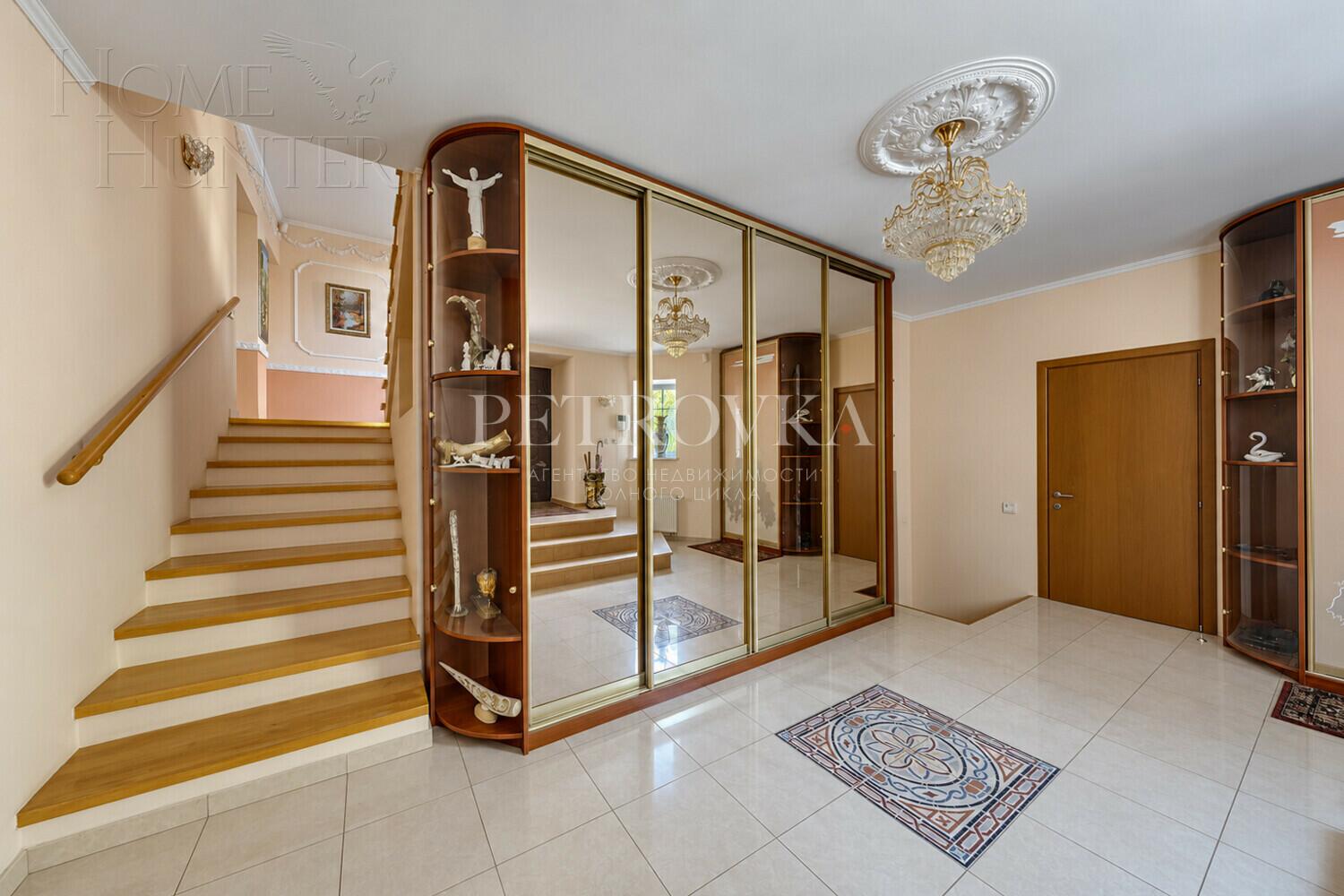 1-этажный коттедж 490.2 м² с отделкой