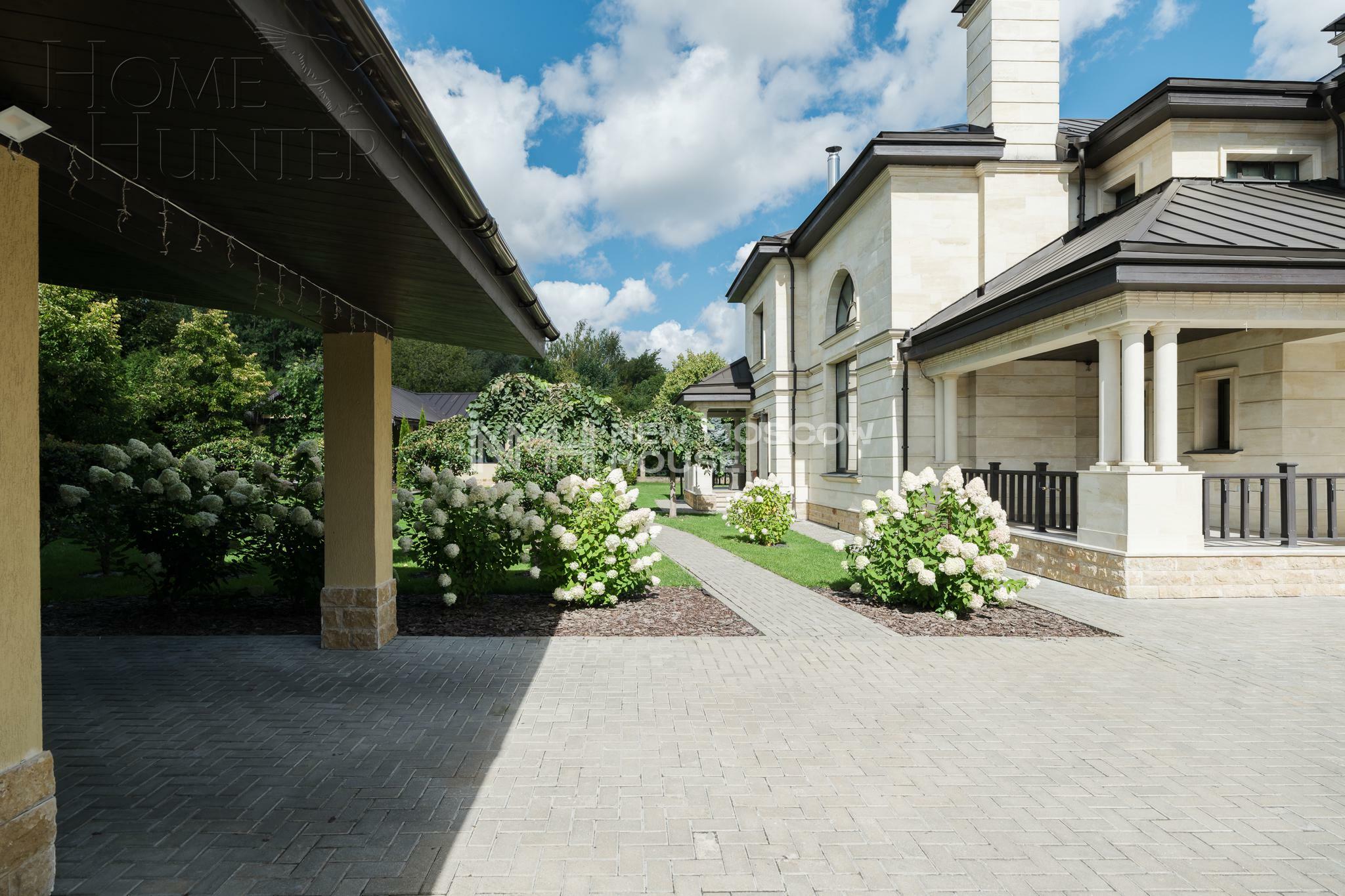 3-этажный коттедж 670.5 м² с отделкой