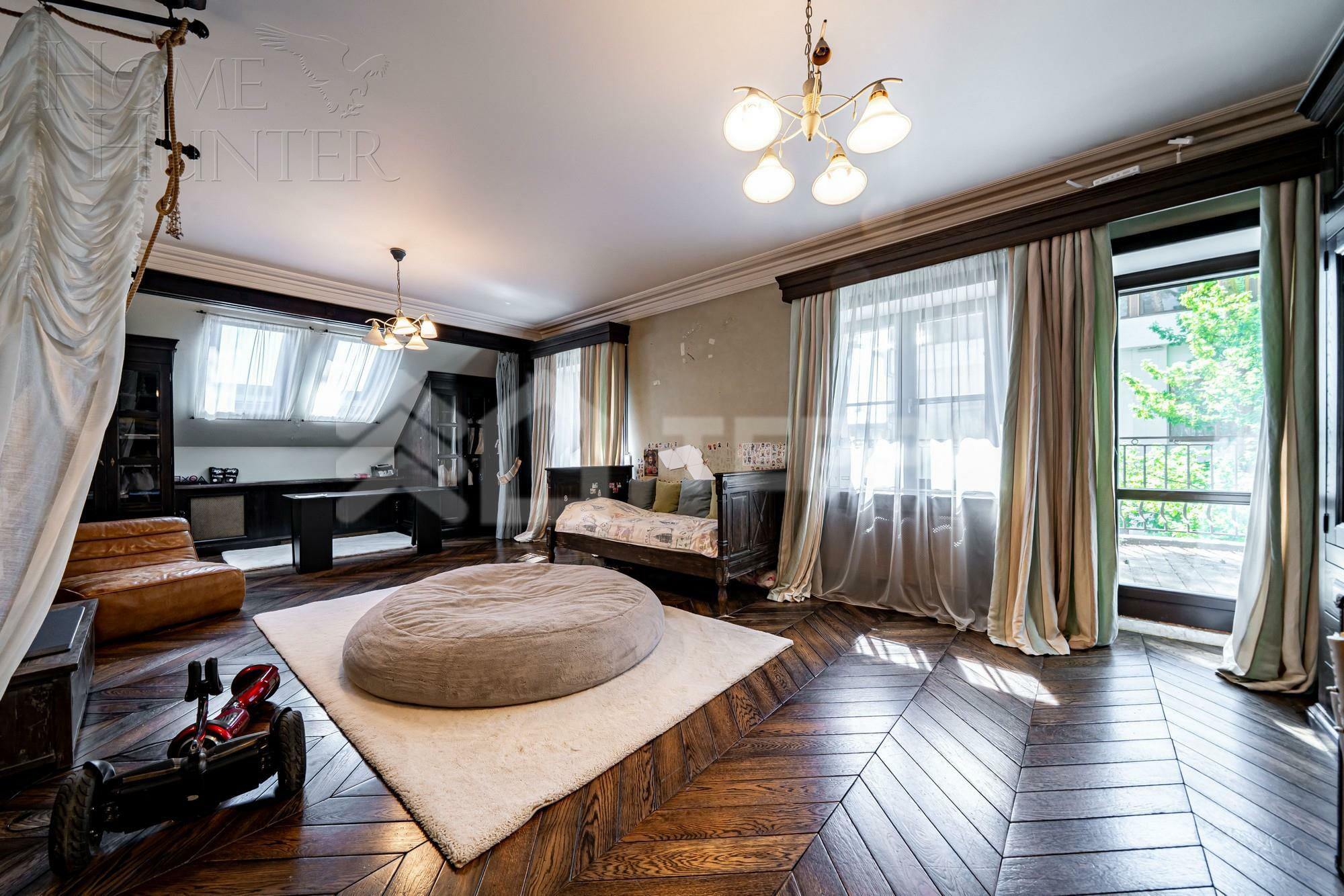 2-этажный коттедж 1 500 м² с отделкой