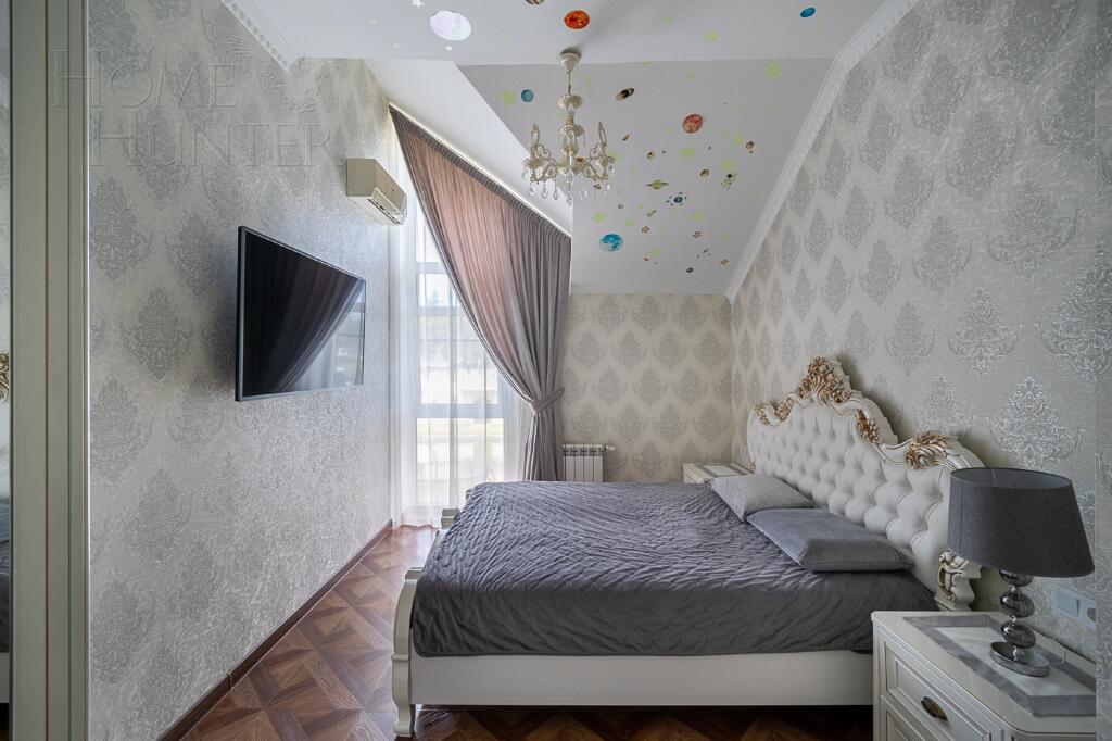 2-этажный таунхаус 335 м² с отделкой