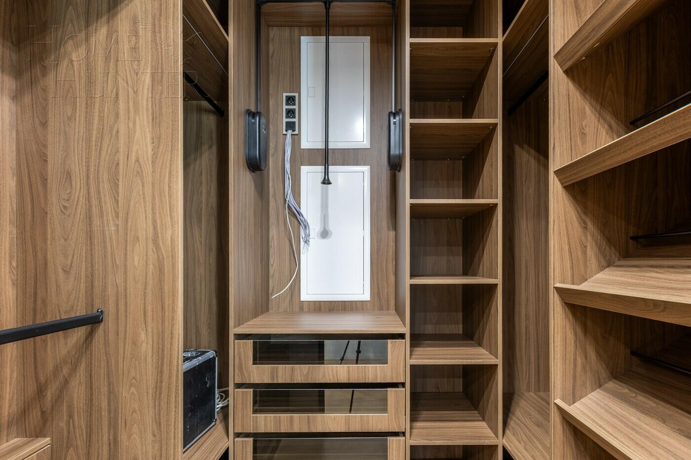 4-КОМН. КВАРТИРА С ОТДЕЛКОЙ 144 М² НА 7 ЭТАЖЕ