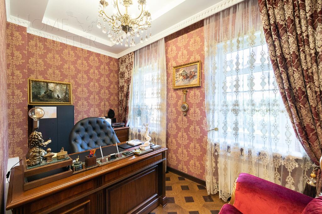 3-этажный таунхаус 465 м² с отделкой
