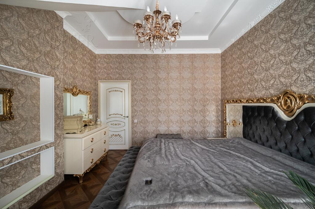 2-этажный таунхаус 335 м² с отделкой