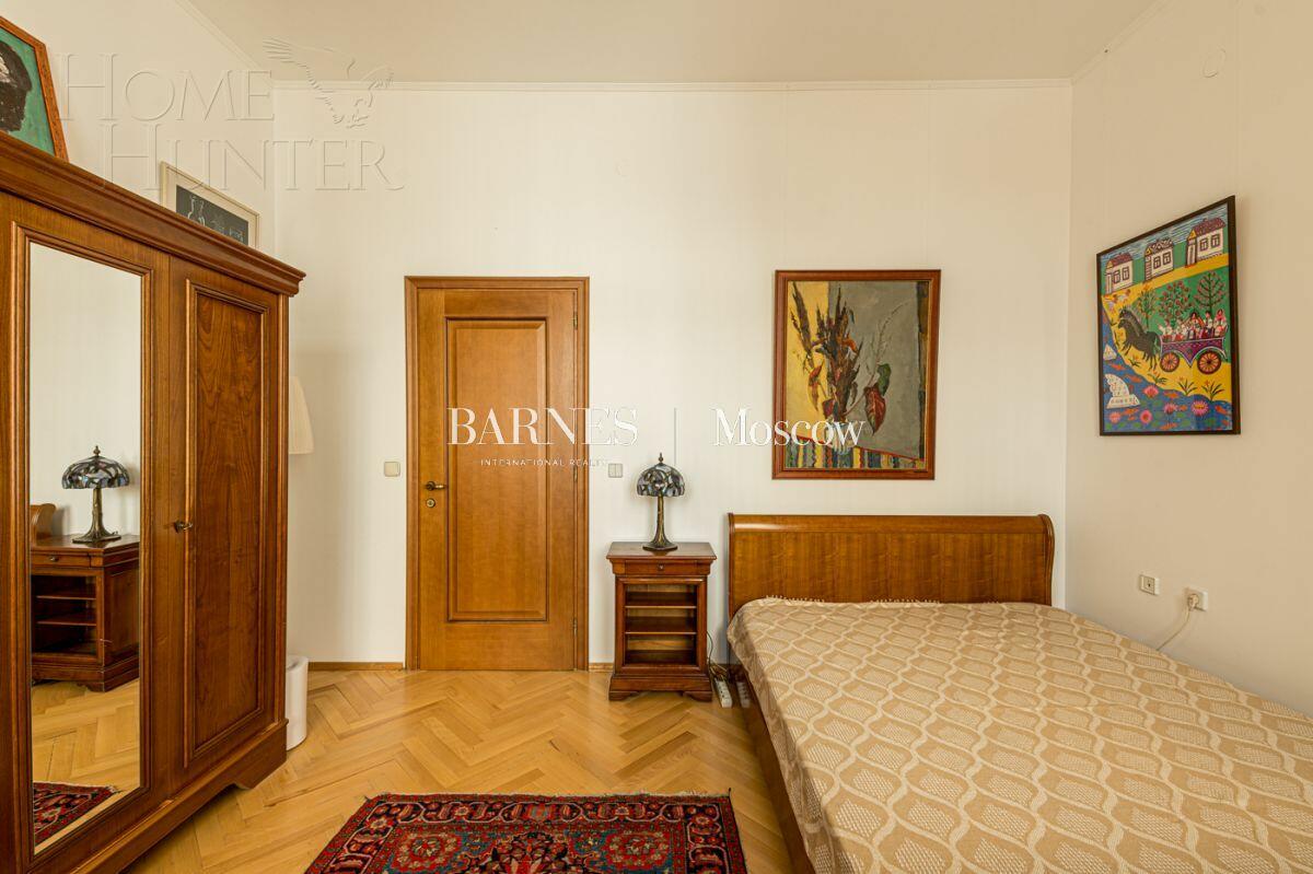 4-КОМН. КВАРТИРА С ОТДЕЛКОЙ 147.2 М² НА 3 ЭТАЖЕ