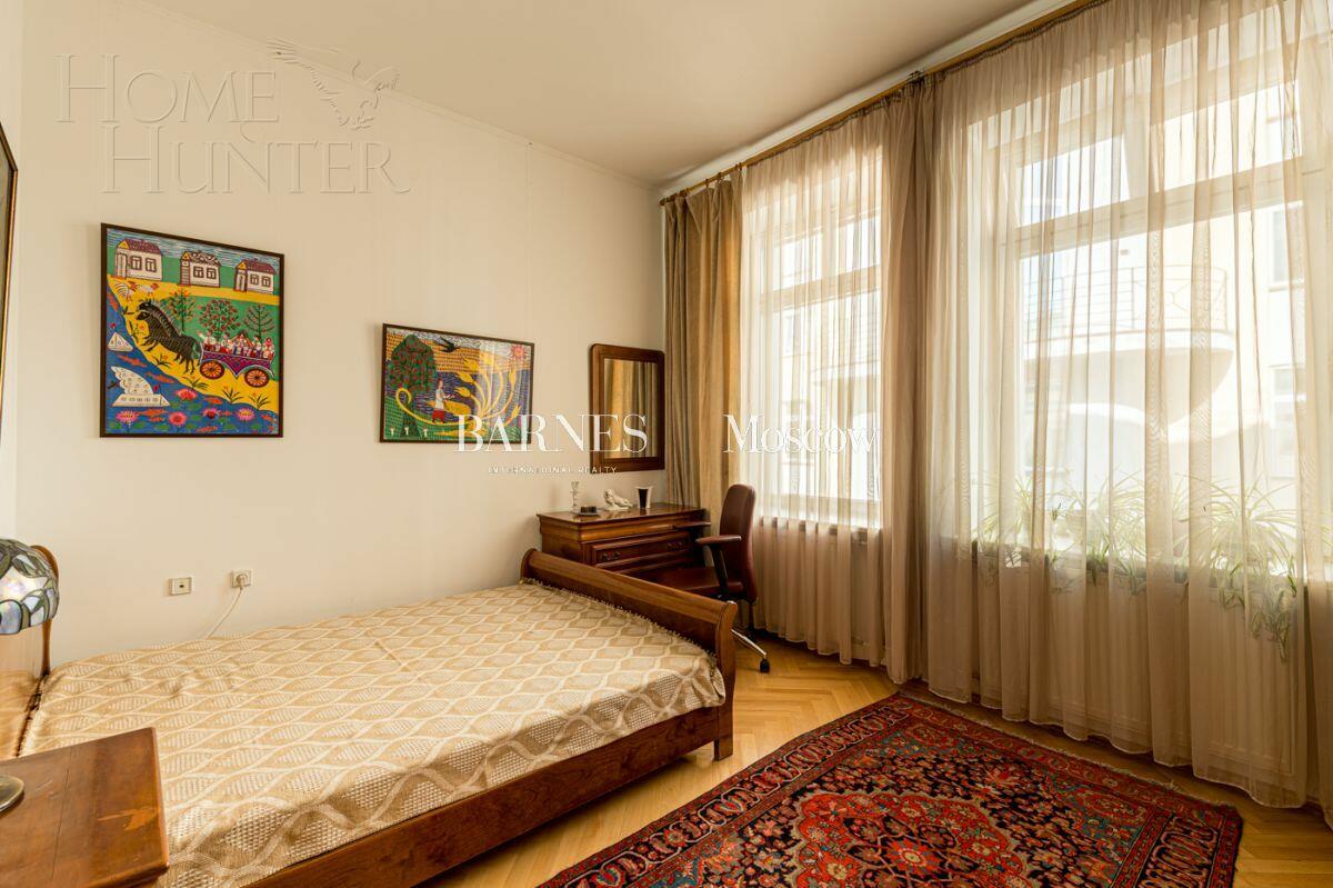 4-КОМН. КВАРТИРА С ОТДЕЛКОЙ 147.2 М² НА 3 ЭТАЖЕ