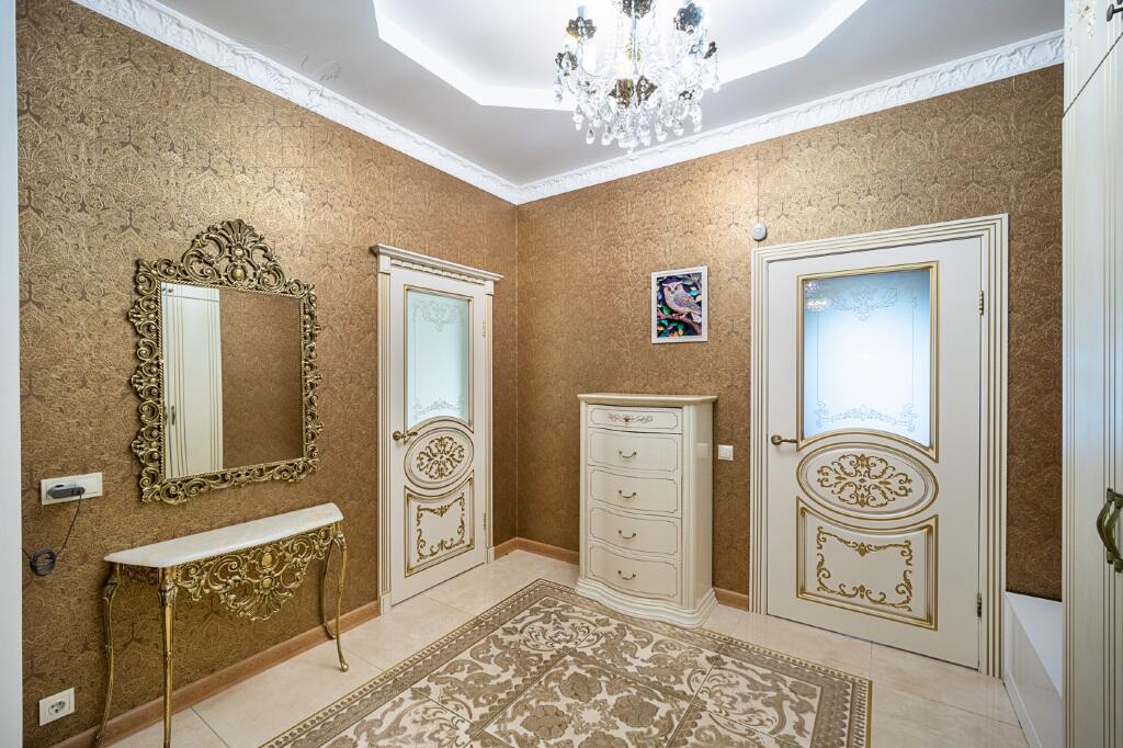 3-этажный таунхаус 465 м² с отделкой