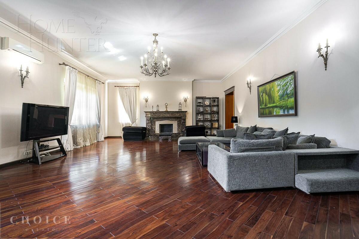3-этажный коттедж 1 200 м² с отделкой