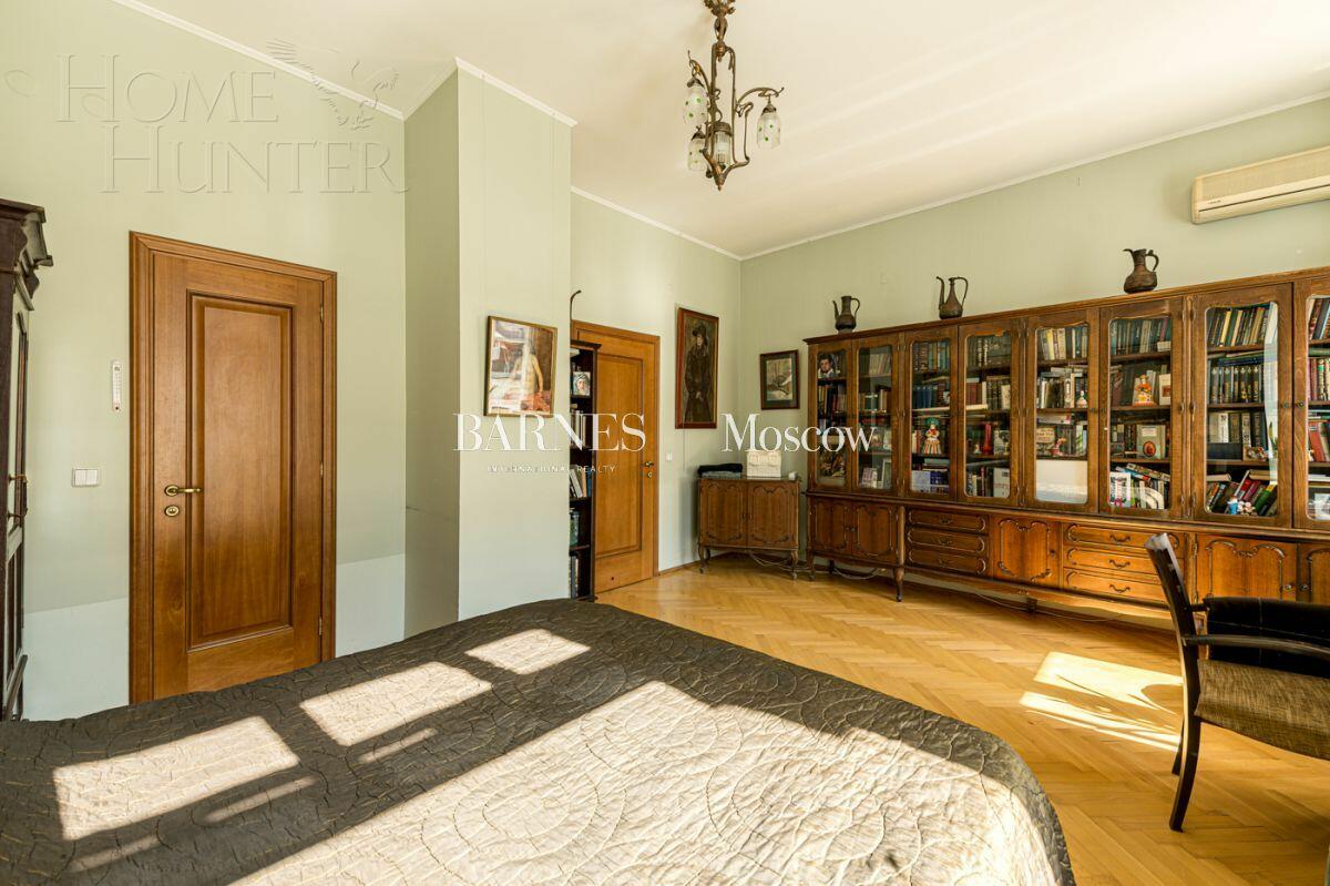4-КОМН. КВАРТИРА С ОТДЕЛКОЙ 147.2 М² НА 3 ЭТАЖЕ