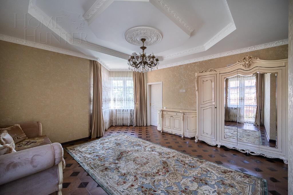 3-этажный таунхаус 465 м² с отделкой