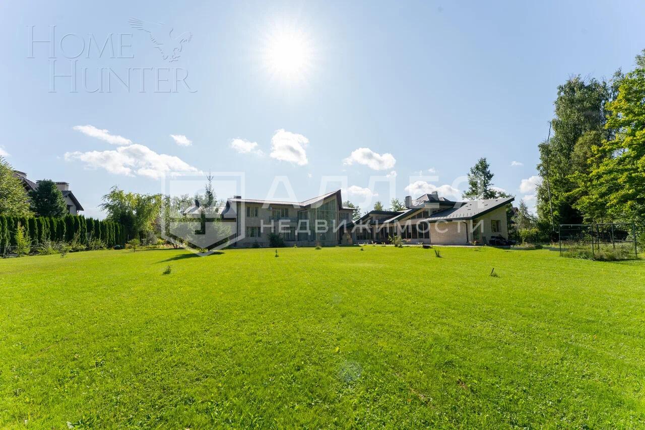 2-этажный коттедж 1 300 м² с отделкой