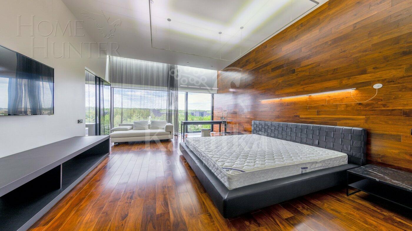 3-этажный коттедж 2 300 м² с отделкой