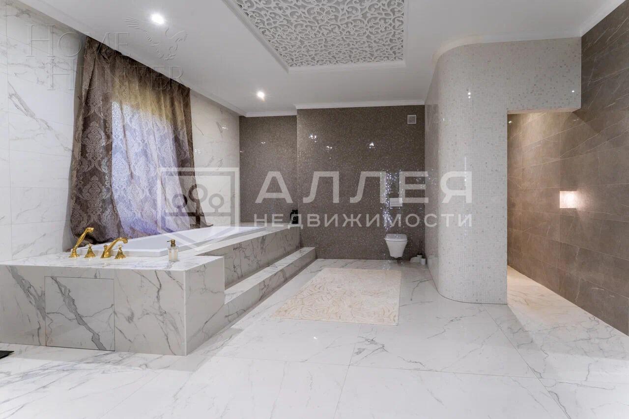 2-этажный коттедж 1 300 м² с отделкой
