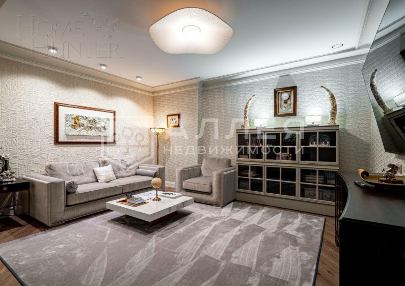 3-этажный коттедж 327 м² с отделкой