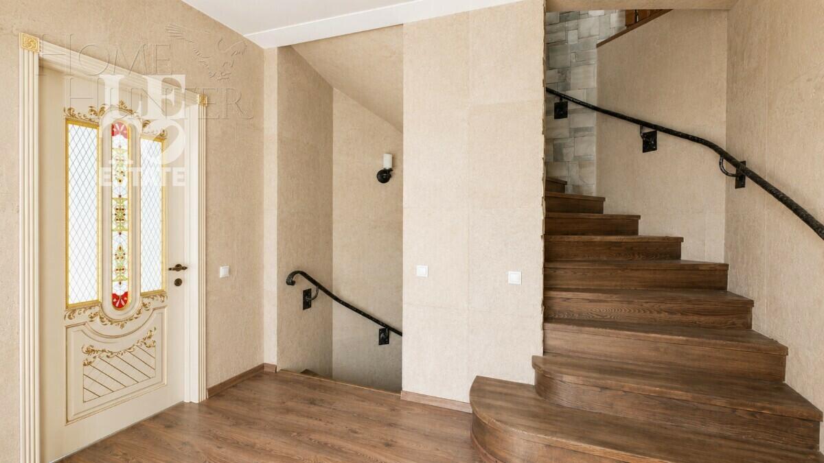 1-этажный коттедж 580 м² с отделкой