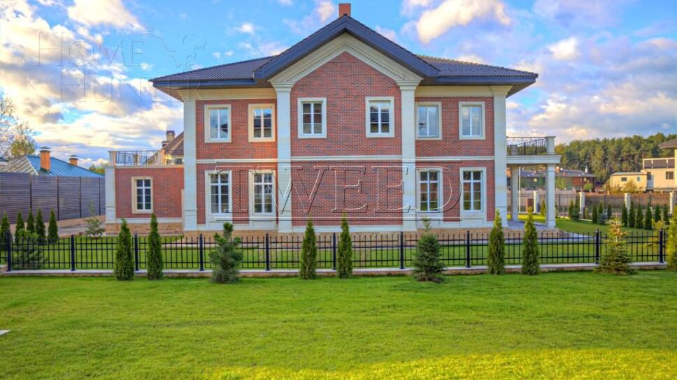 2-этажный коттедж 548 м² без отделки