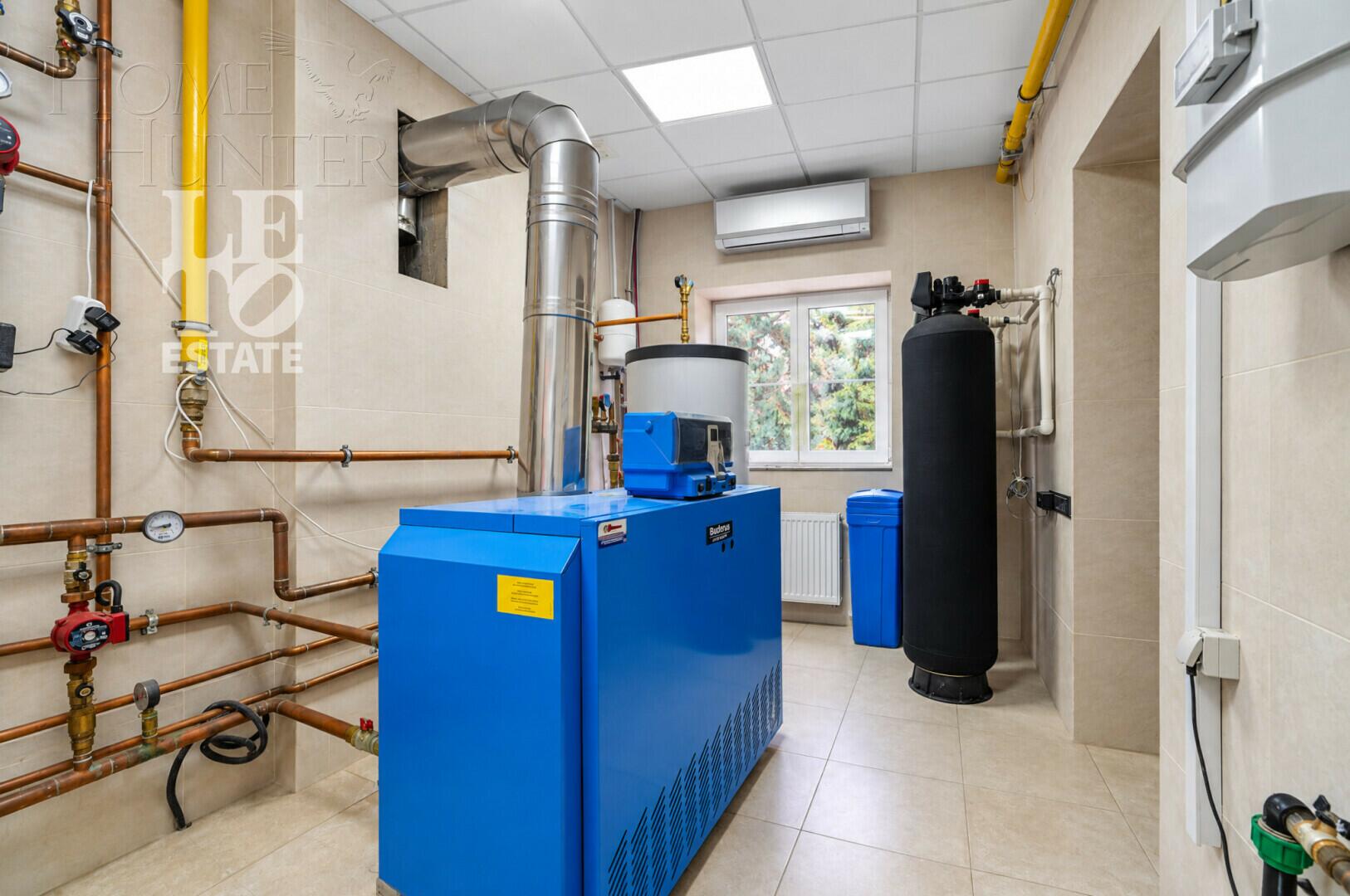 1-этажный коттедж 700 м² с отделкой