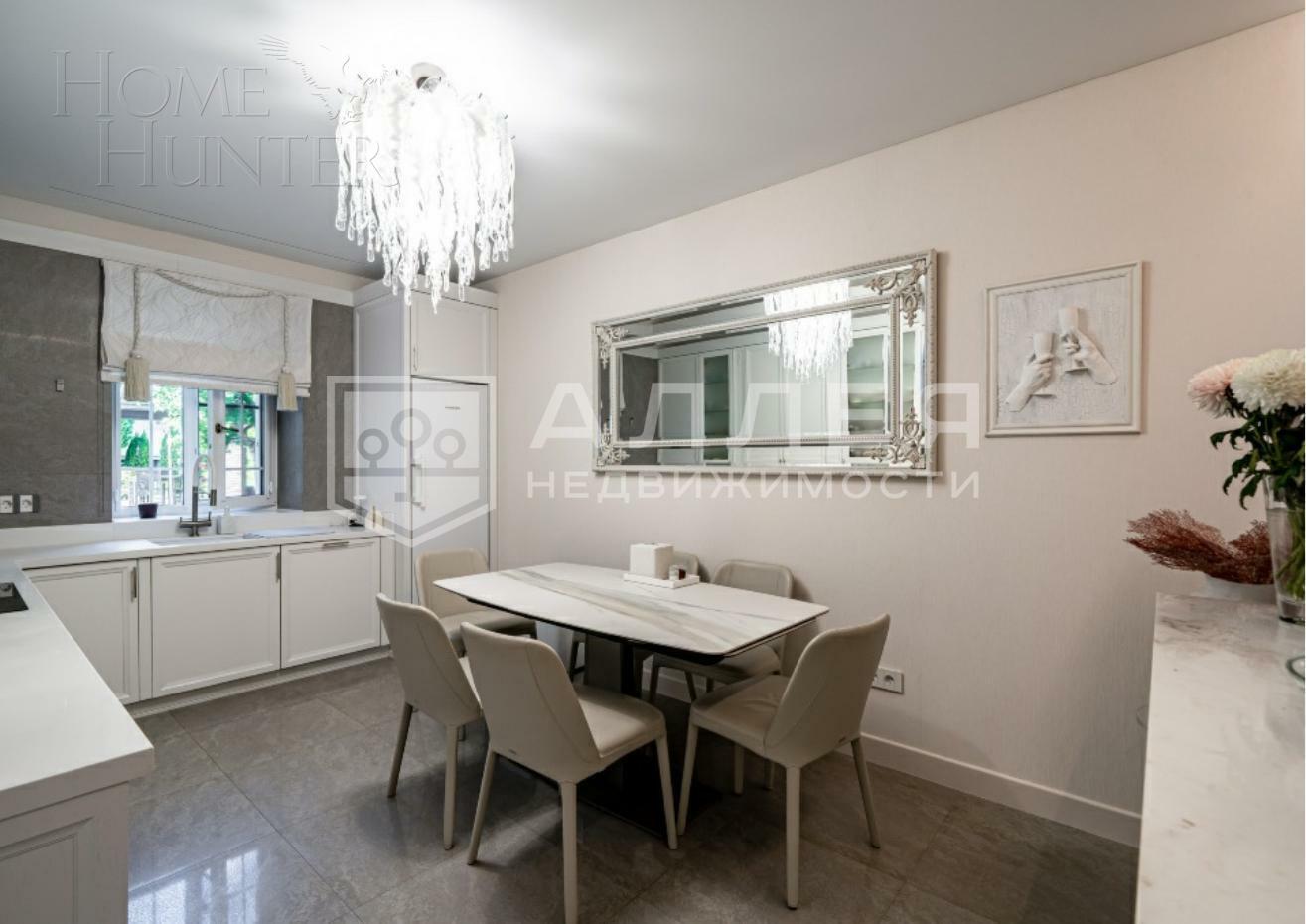 3-этажный коттедж 327 м² с отделкой