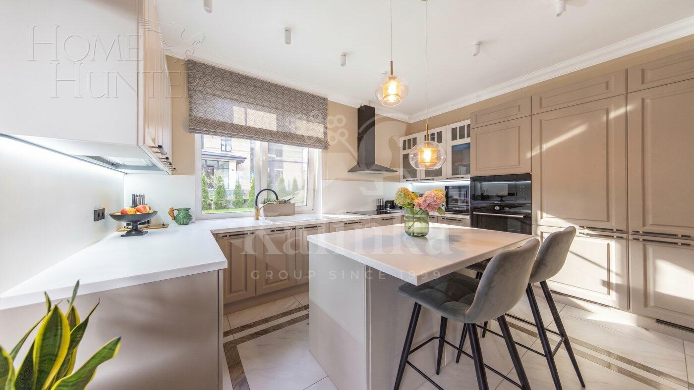 2-этажный коттедж 210 м² с отделкой
