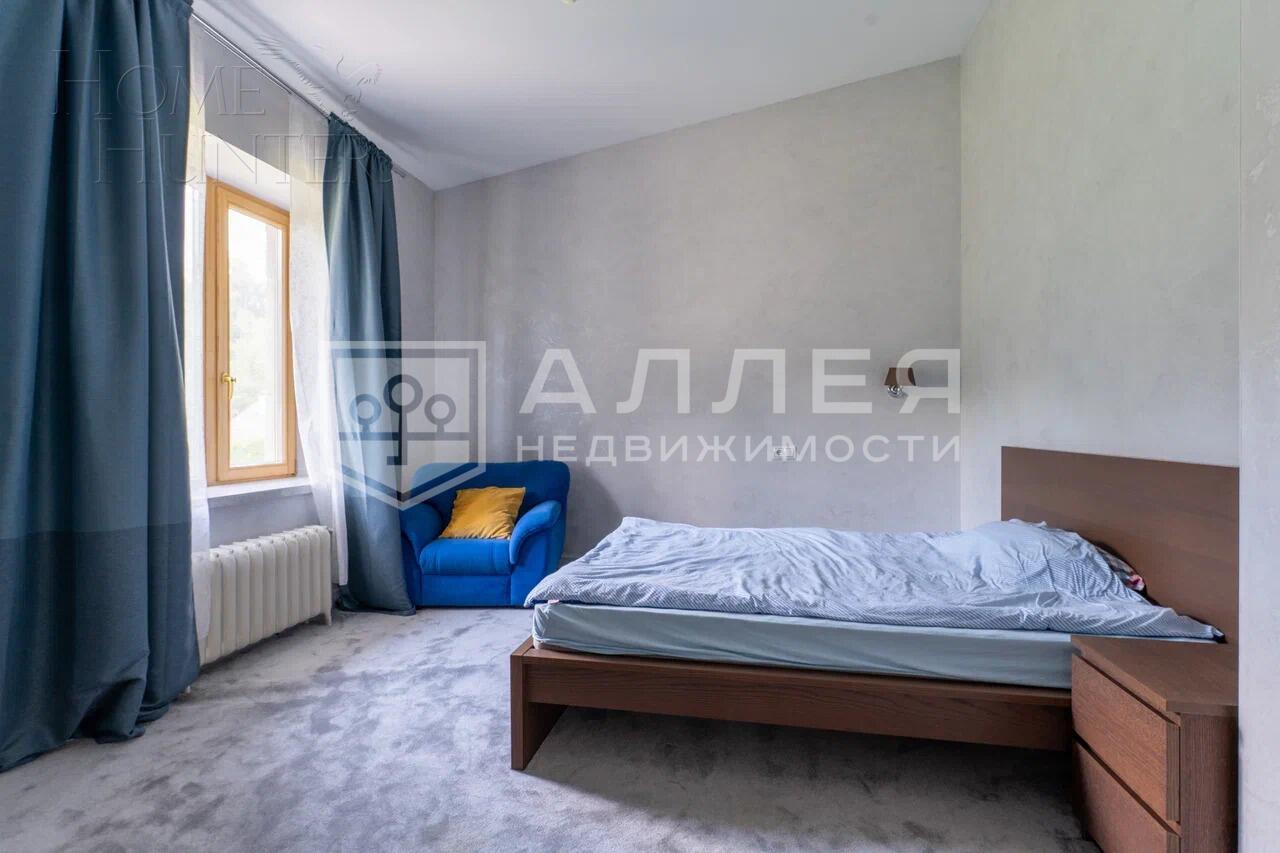 2-этажный коттедж 1 300 м² с отделкой