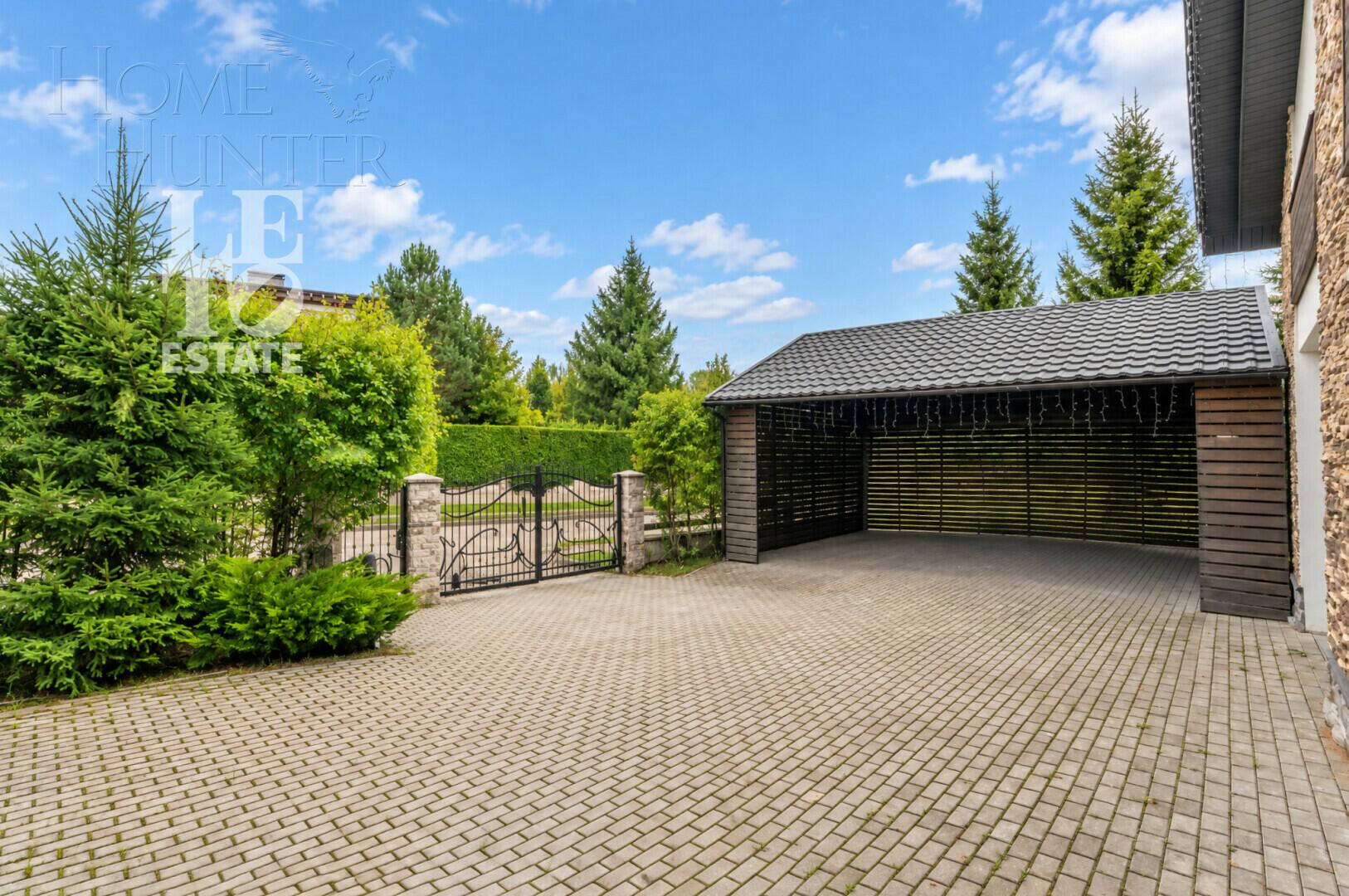 1-этажный коттедж 700 м² с отделкой
