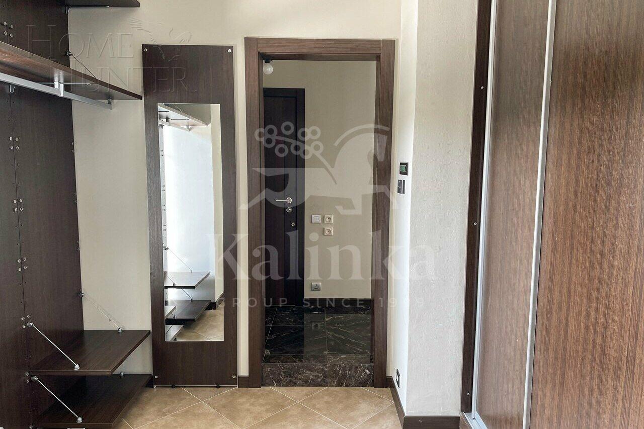 4-КОМН. КВАРТИРА С ОТДЕЛКОЙ 210.6 М² НА 2 ЭТАЖЕ